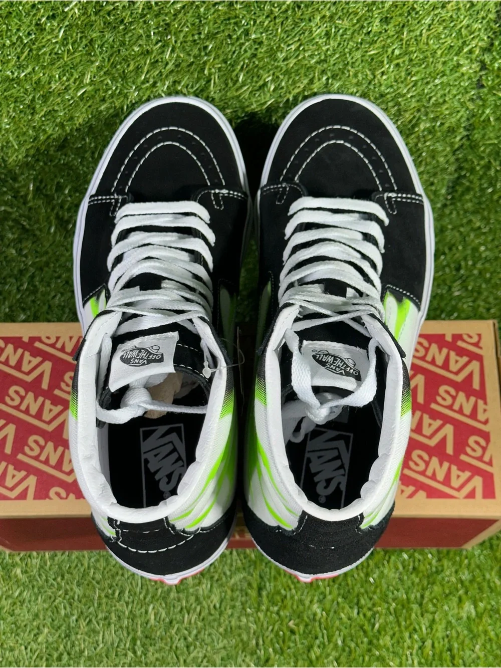 Vans SK8 H  Flame , Black & Neon Green Flame/White, Men’s 10.5, VN0A4U3CXEY